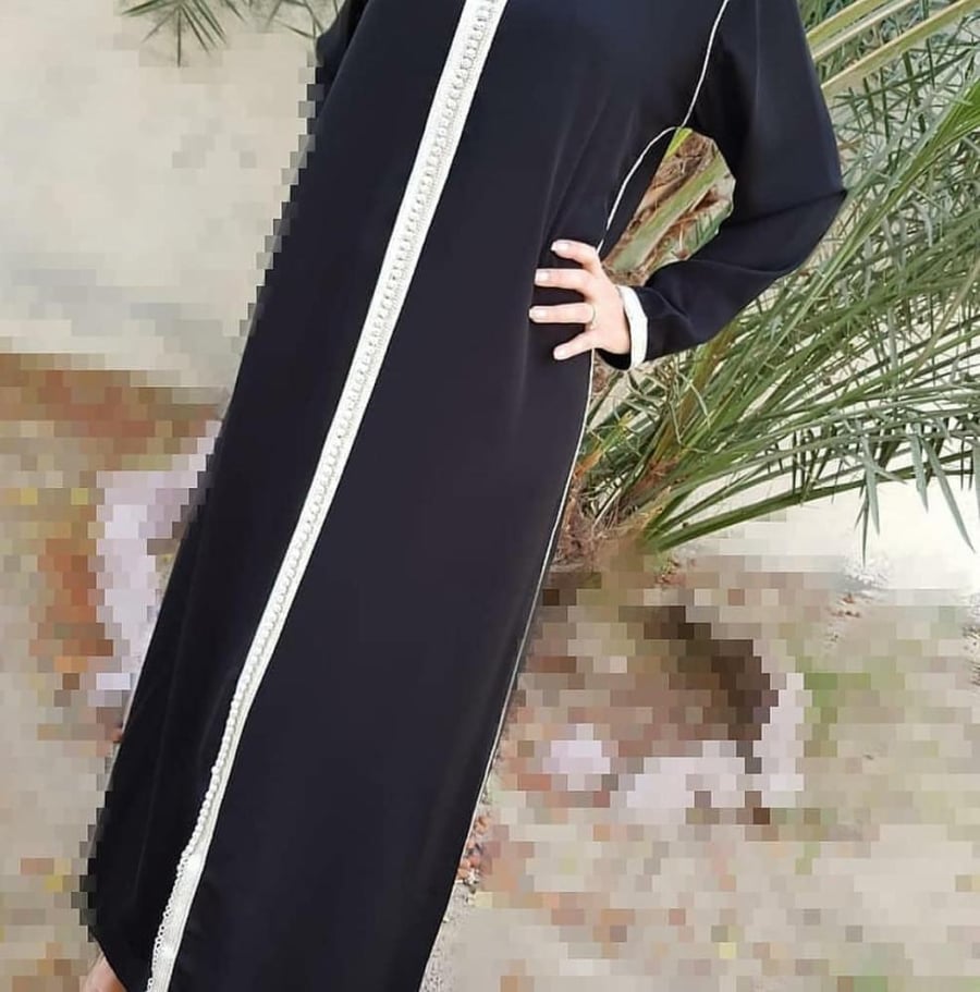 عباية مغربية مطرزة