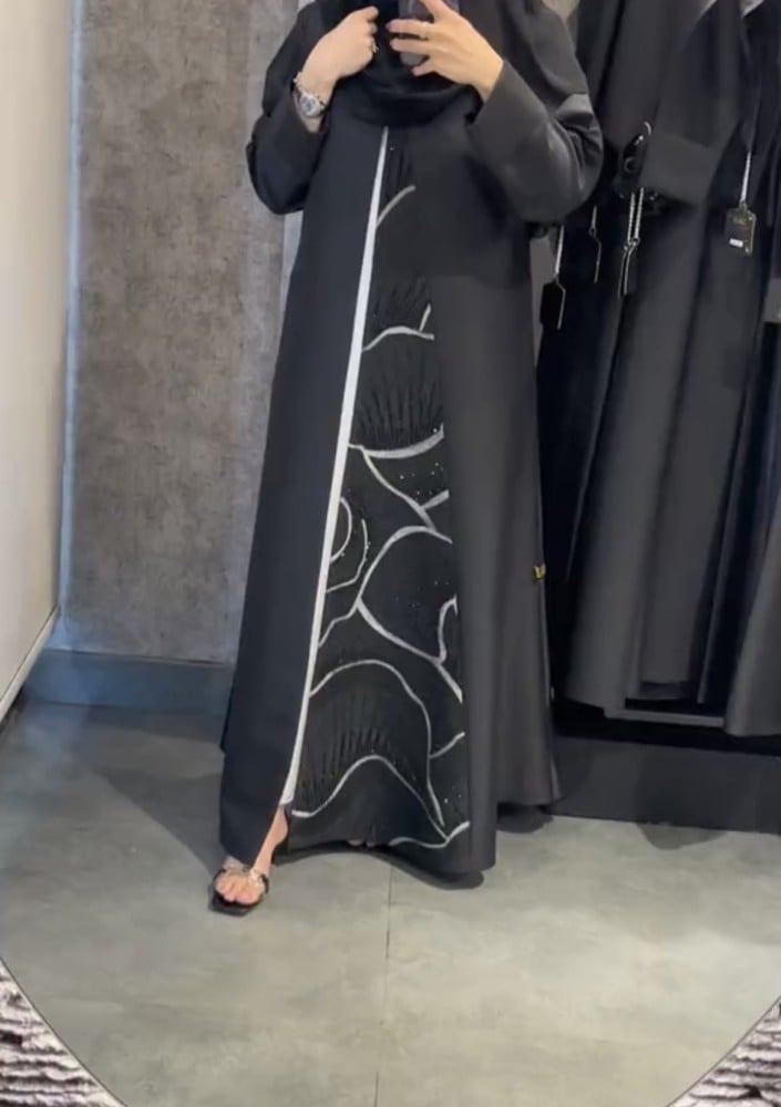 عبايه 330