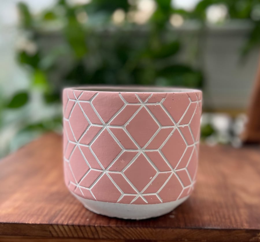 حوض  نباتات من الإسمنت بنقش نصف دائري- 14×14×12