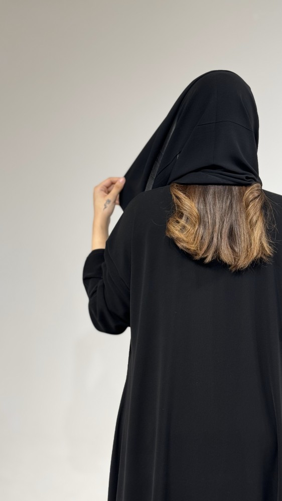 عباية ملكي أكمام ضيقة