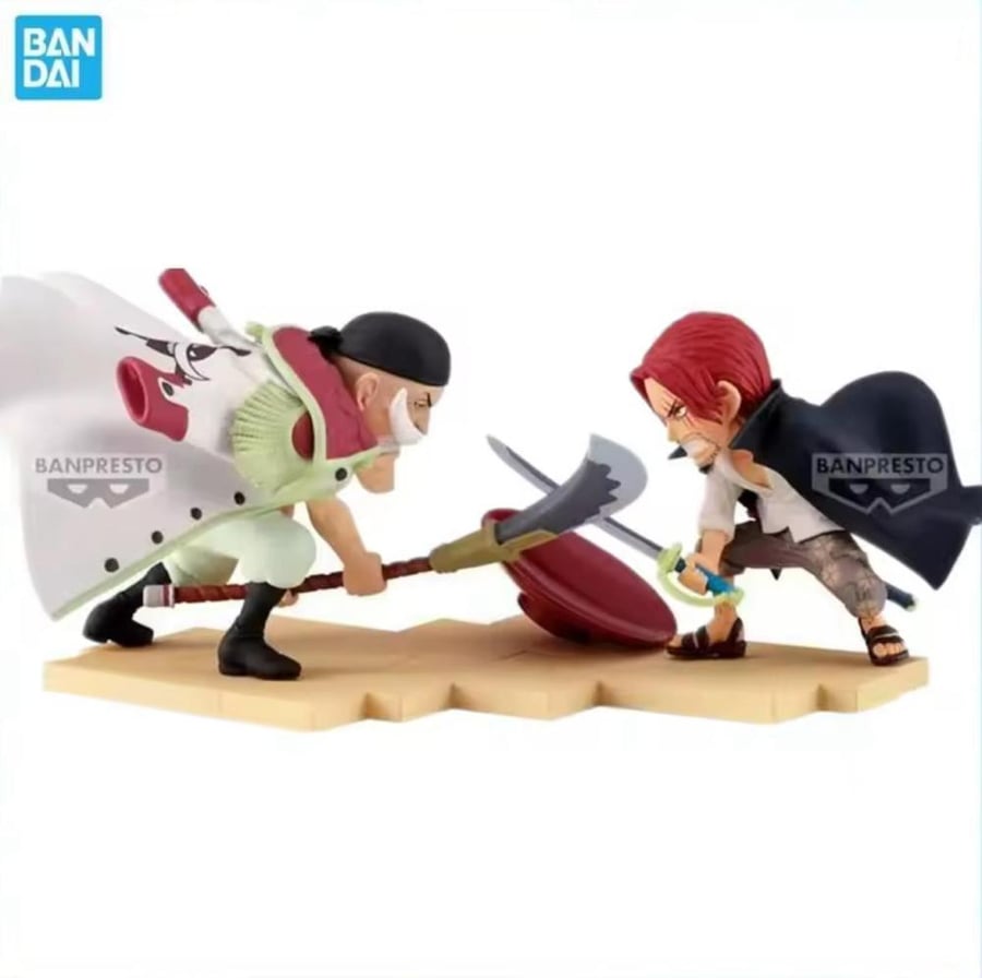 Shanks and White Beard figure