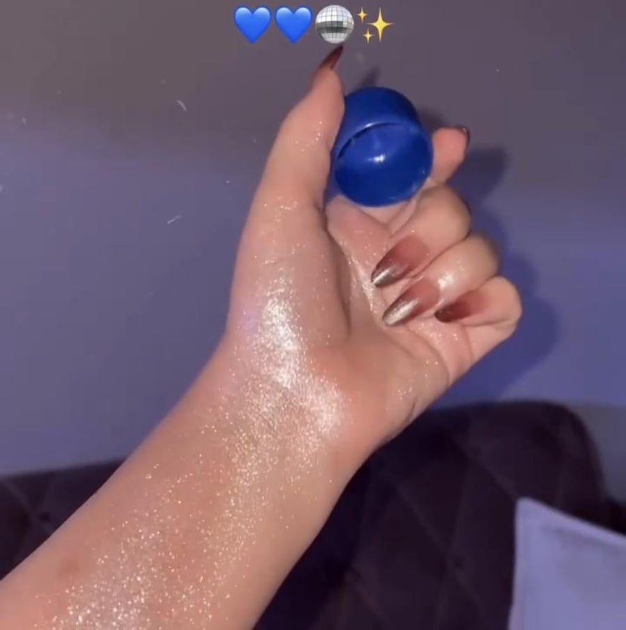 بخاخ جسم لامع روز بيري - 120ml