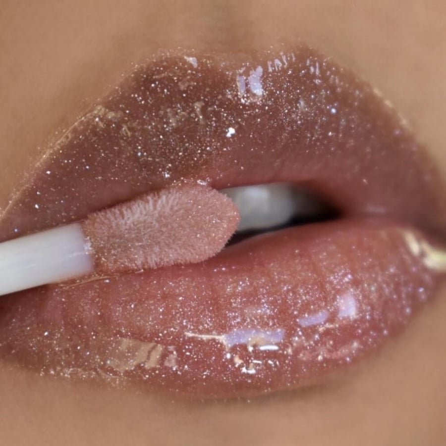Moira's Gloss TICKLED PINK 04