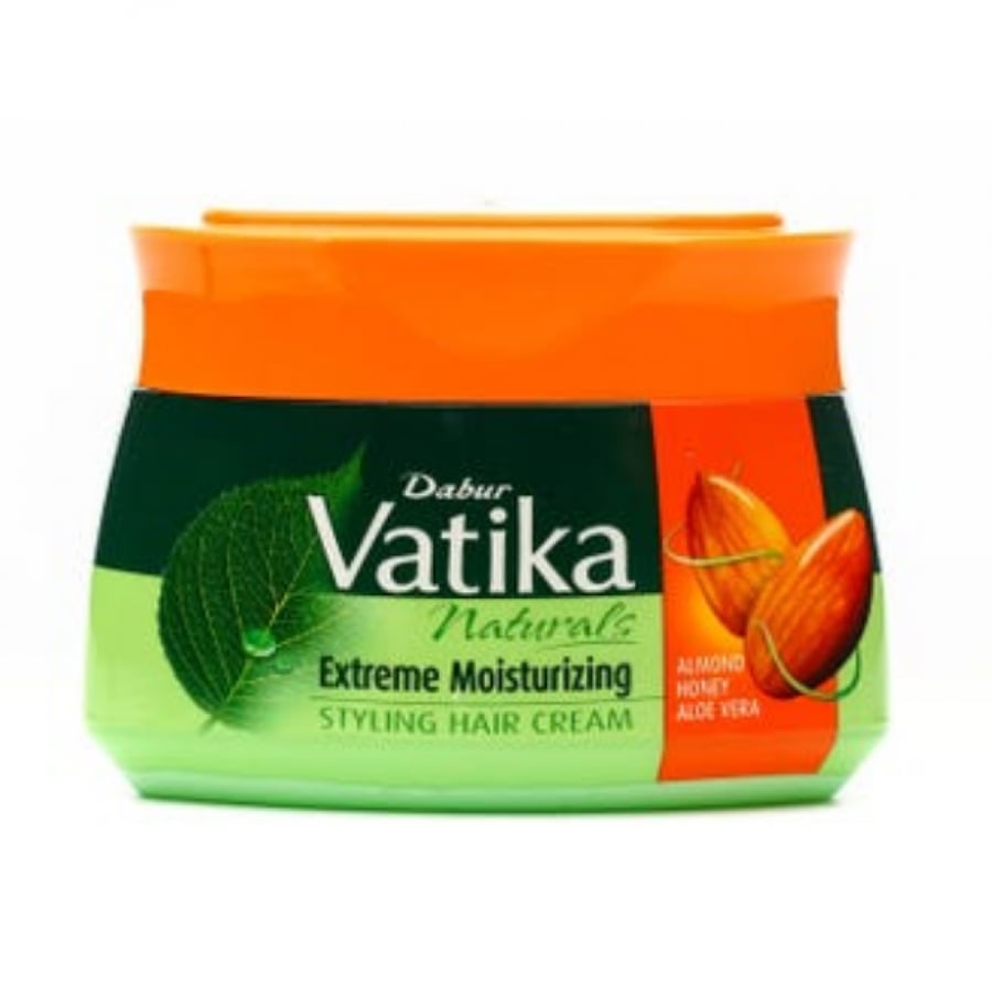 VATIKA VATIKA NATURALS EXTREME ترطيب تصفيف الشعر كريم مع اللوز والعسل والصبار (140 مل)