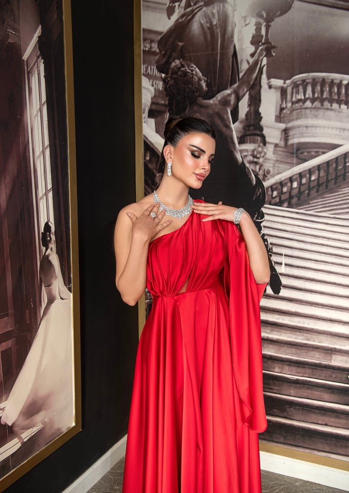 Red silk crepe evening dress