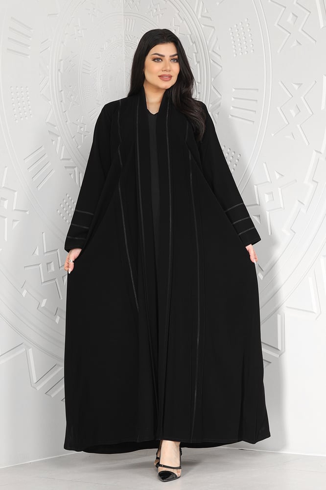 Luxury crepe fabric abaya decorated with black stripes
