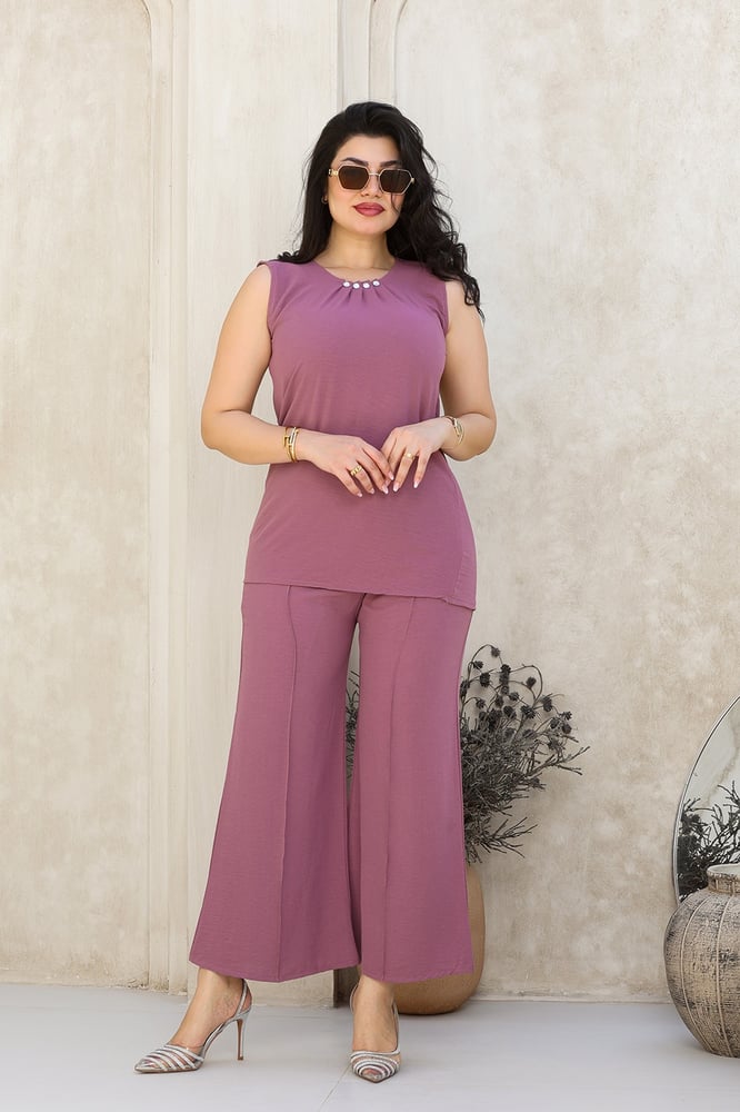 طقم نسائي كاجوال حفر سادة بياقة مدورة مزينة بلآلئ صغيرة وبنطال عريض