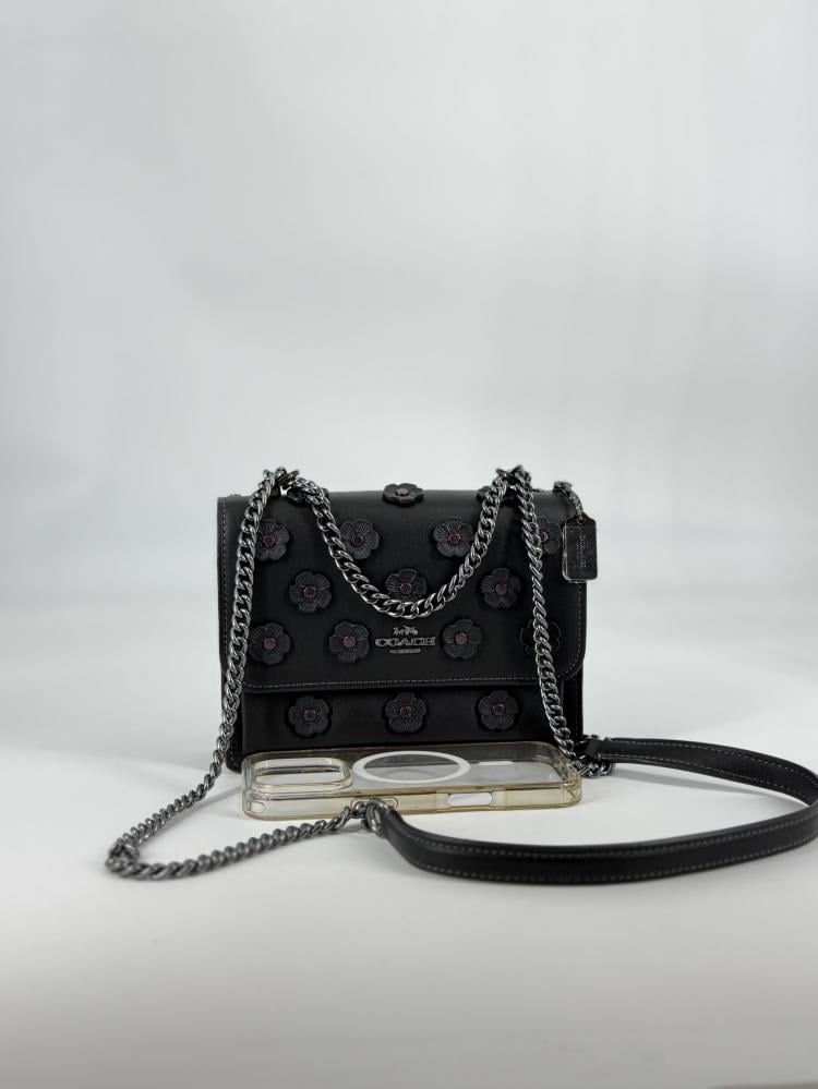 حقيبة كوتش ميني كلير مورد فوري | Coach Mini Klare Floral Appliqué Bag - Black