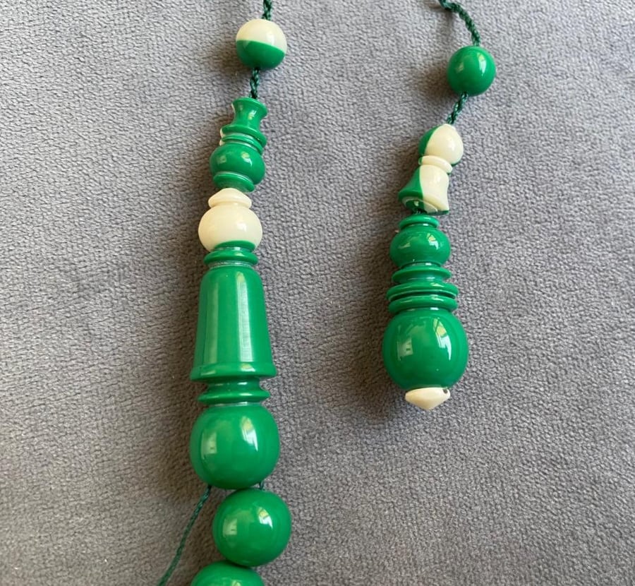 Green billiard rosary