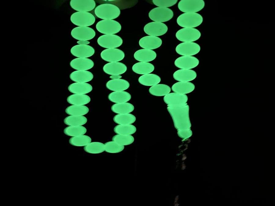 Illuminated tasbih with beads