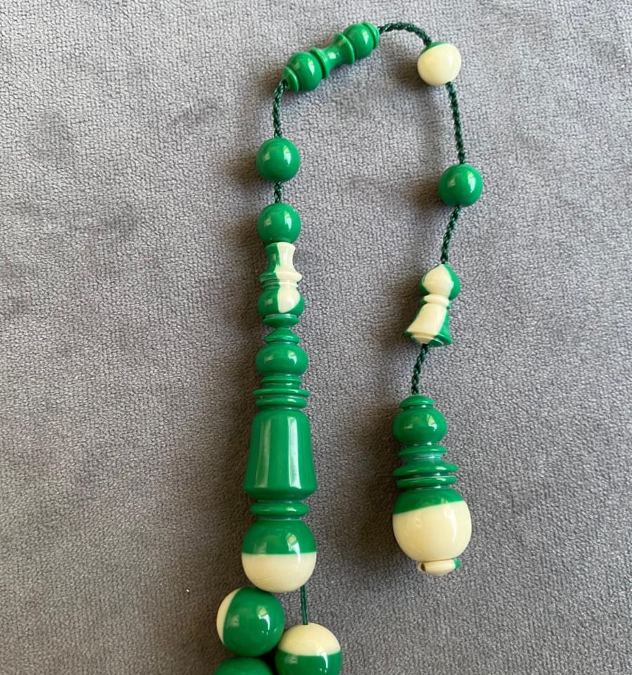 Green billiard rosary