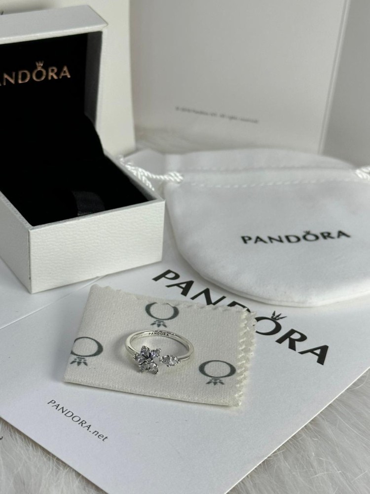 خاتم باندورا pandora