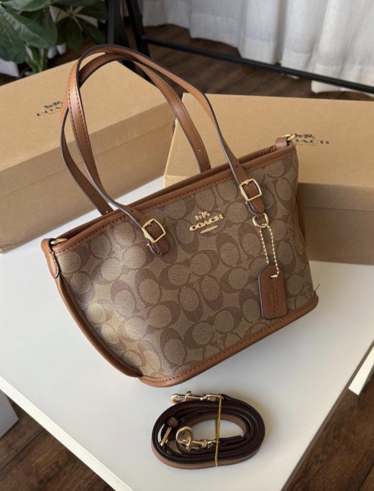 شنطة كوتش COACH