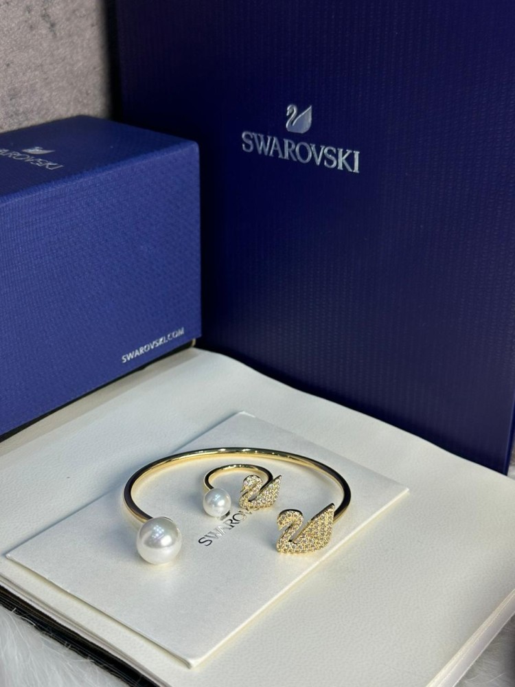 طقم سوارفسكي Swarovski