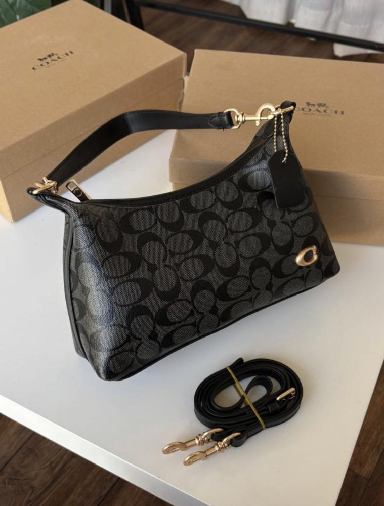 شنطة كوتش COACH