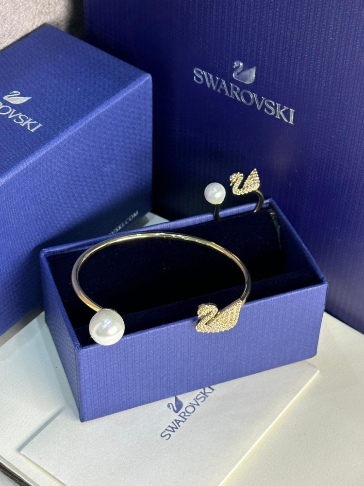 طقم سوارفسكي Swarovski