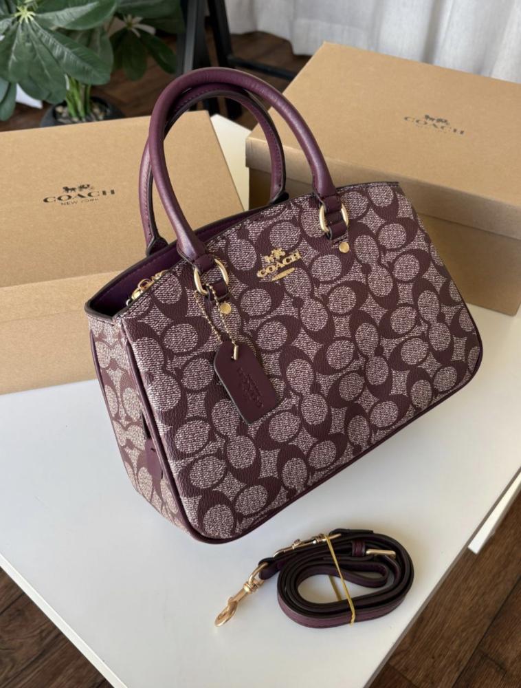 شنطة كوتش COACH