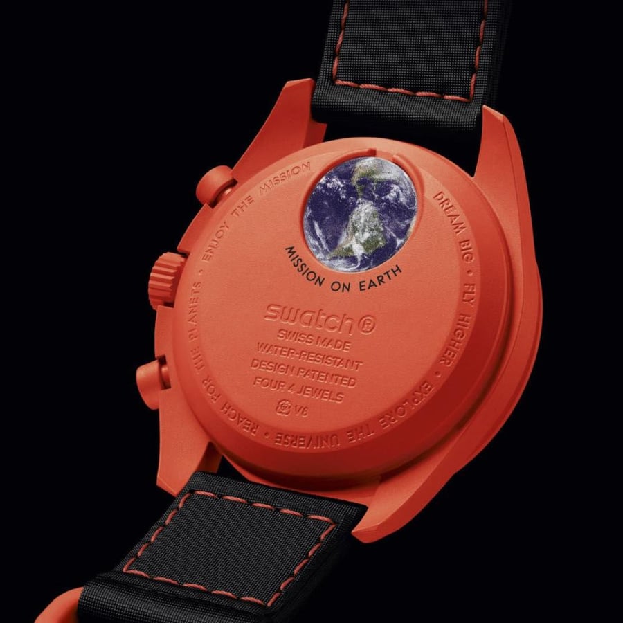 ساعة Omega X Swatch