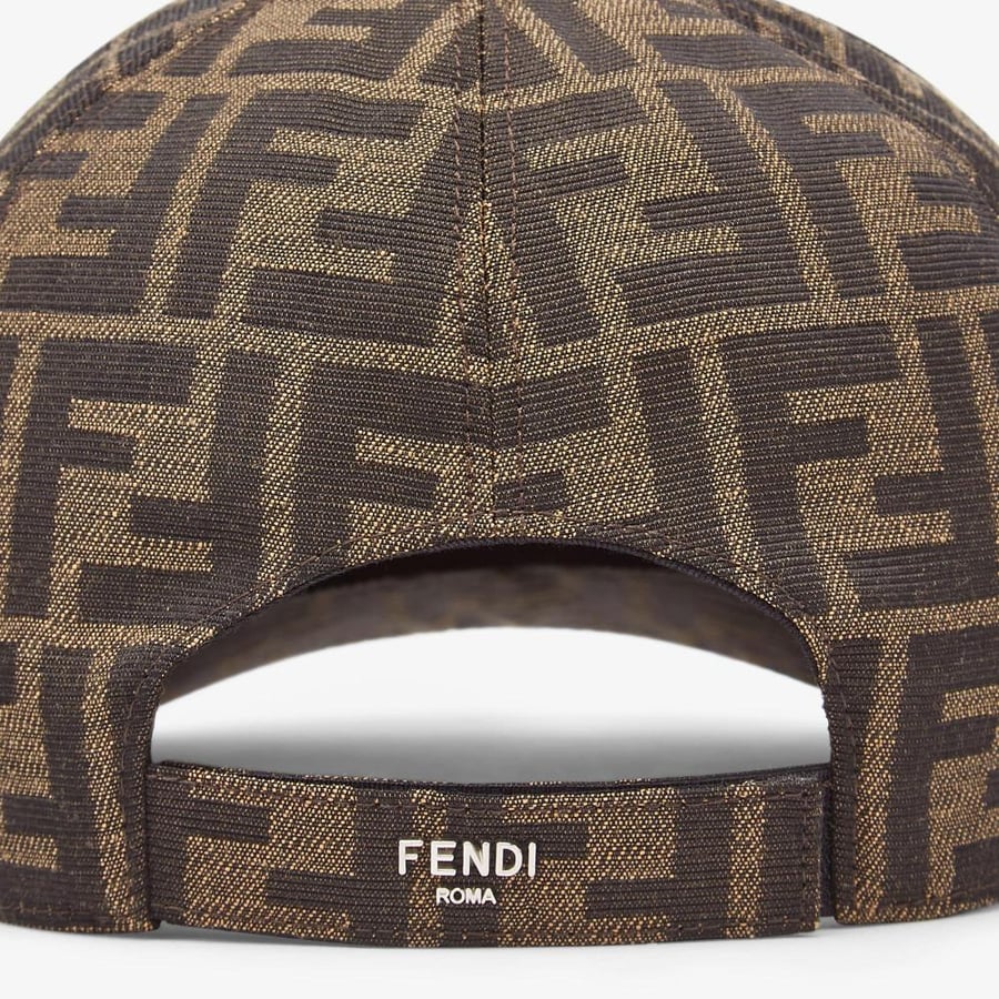 قبعة Fendi - بني