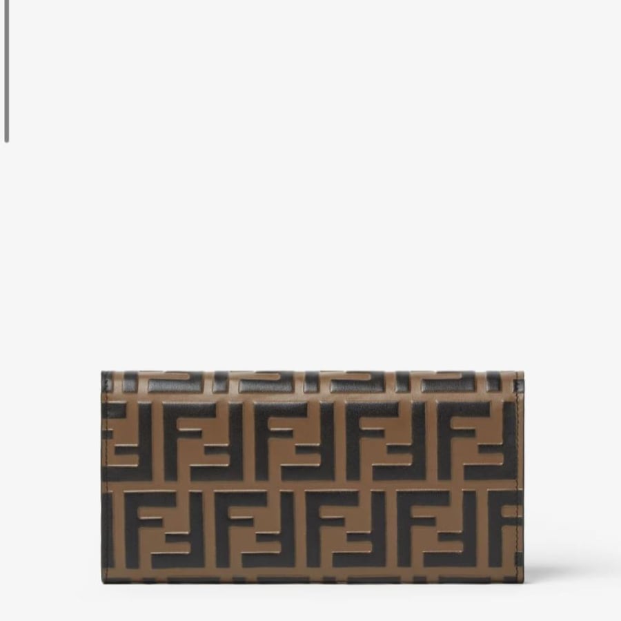 محفظة Fendi