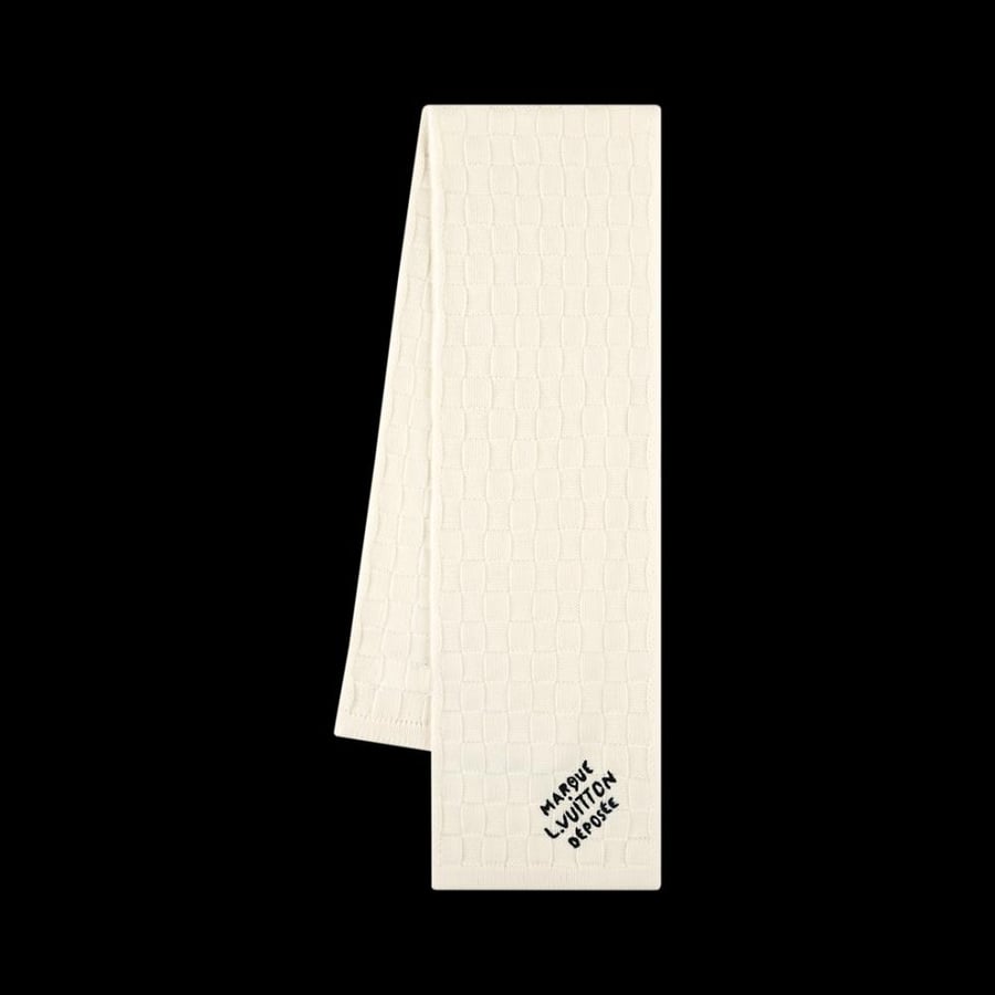 وشاح LV  - أوف وايت