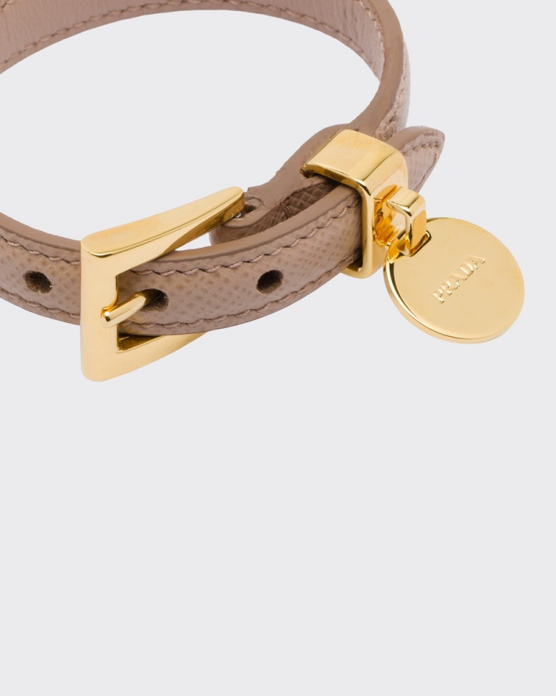 اسوارة جلد Prada