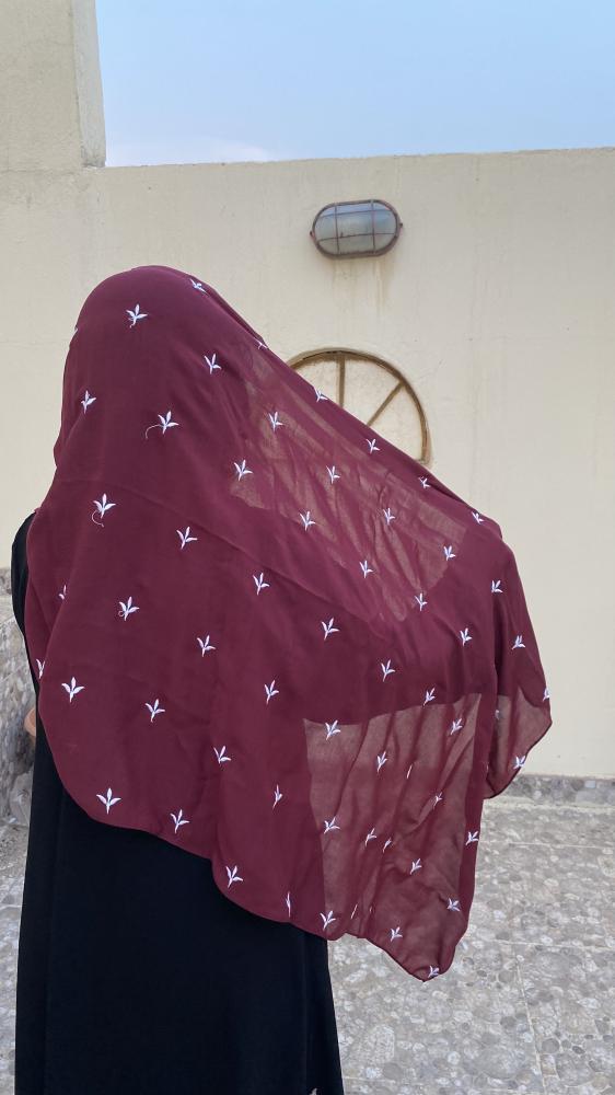 طرحه ليزر مطرزة