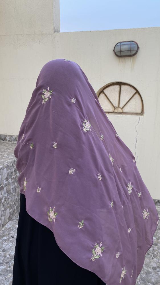 طرحه ليزر مطرزة
