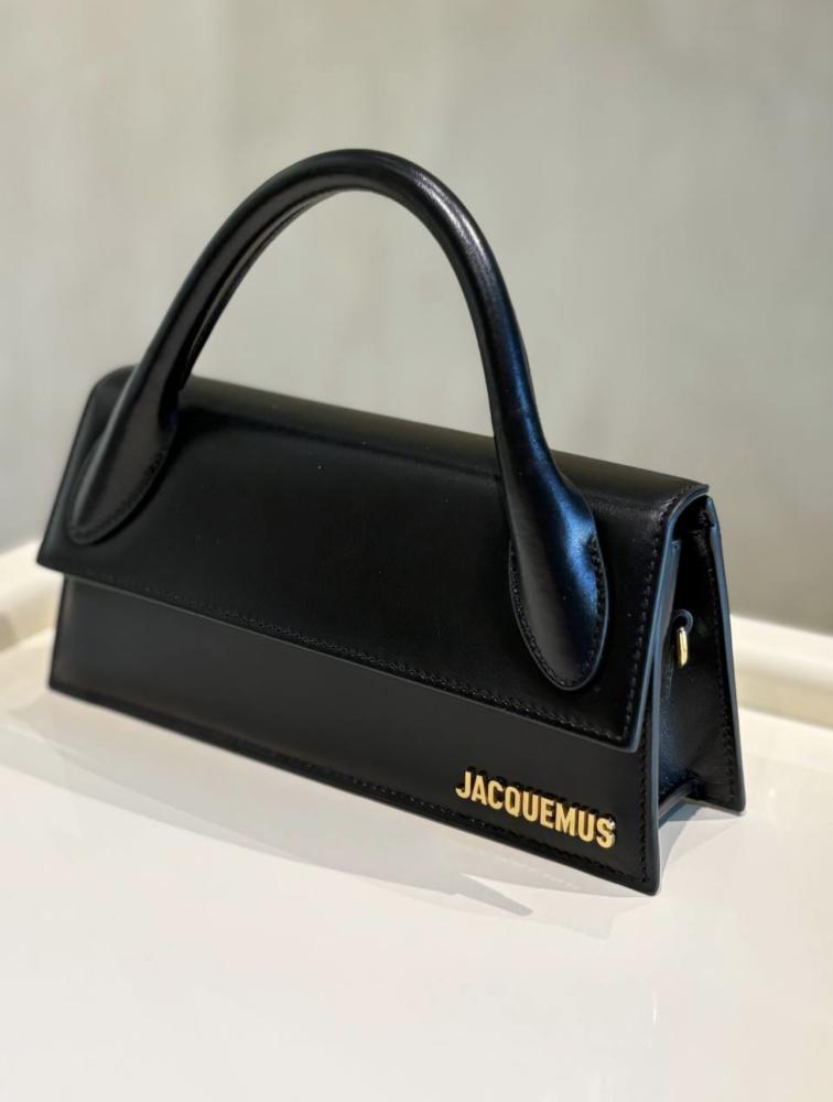 جاكموس حقيبة حجم ميني | Jacquemus mini bag