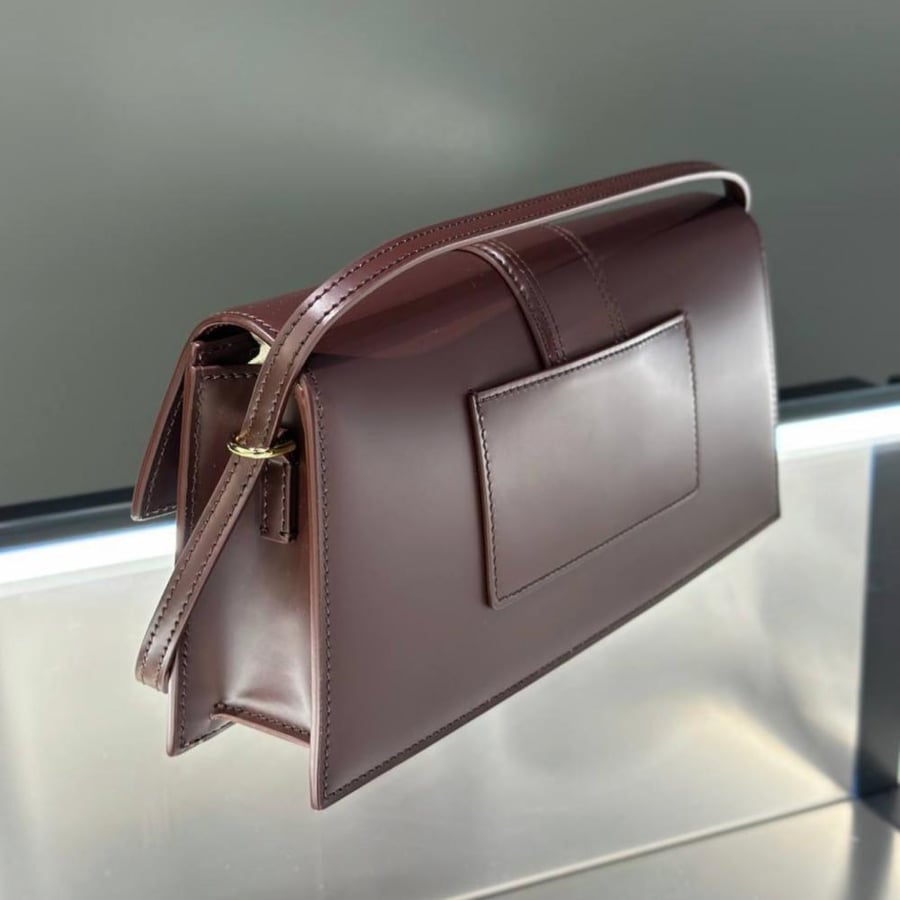 جاكموس حقيبة حجم كبير | Jacquemus large bag