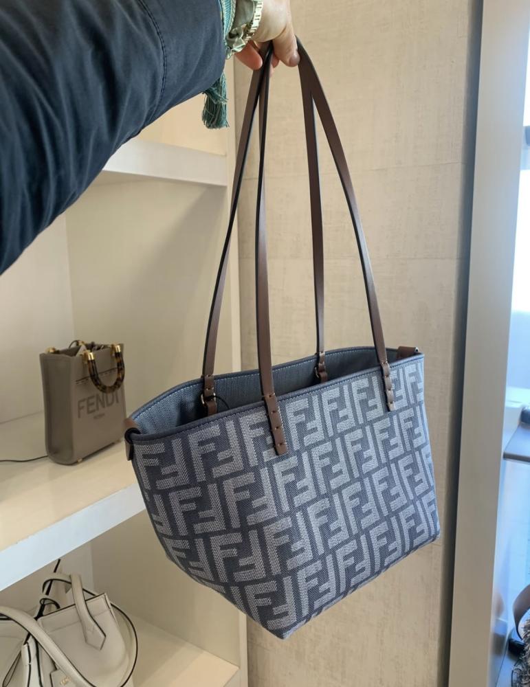 فيندي حقيبة جينز | Fendi jeans canvas tote