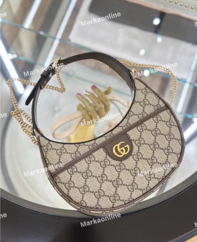 قوتشي ميني نصف القمر | Gucci mini half-moon