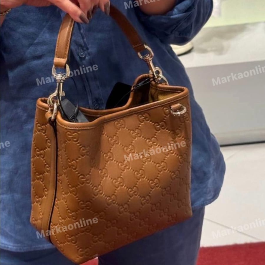 قوتشي باكيت امبليم ميني Gucci Gg Emblem mini Leather