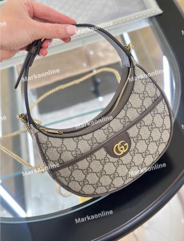 قوتشي ميني نصف القمر | Gucci mini half-moon
