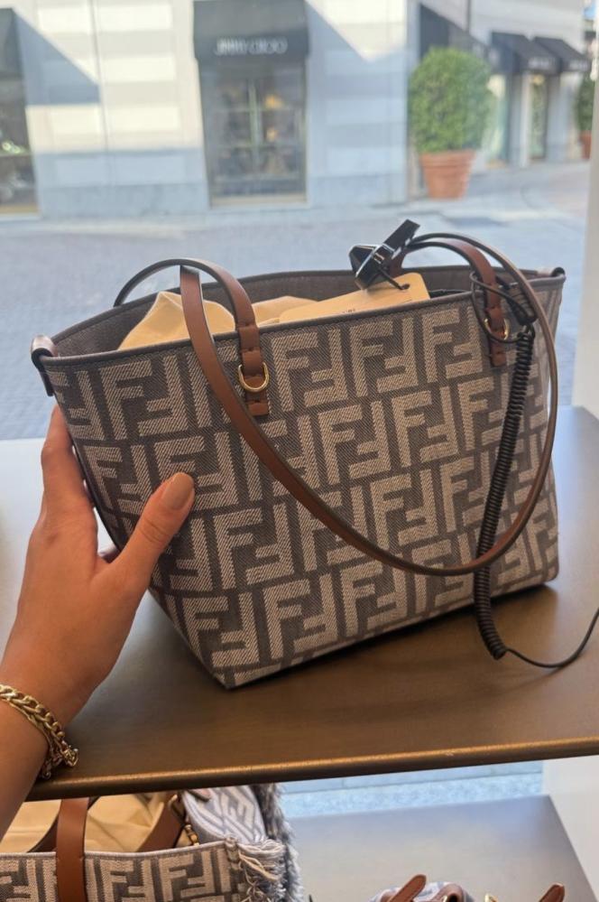 فيندي حقيبة جينز | Fendi jeans canvas tote