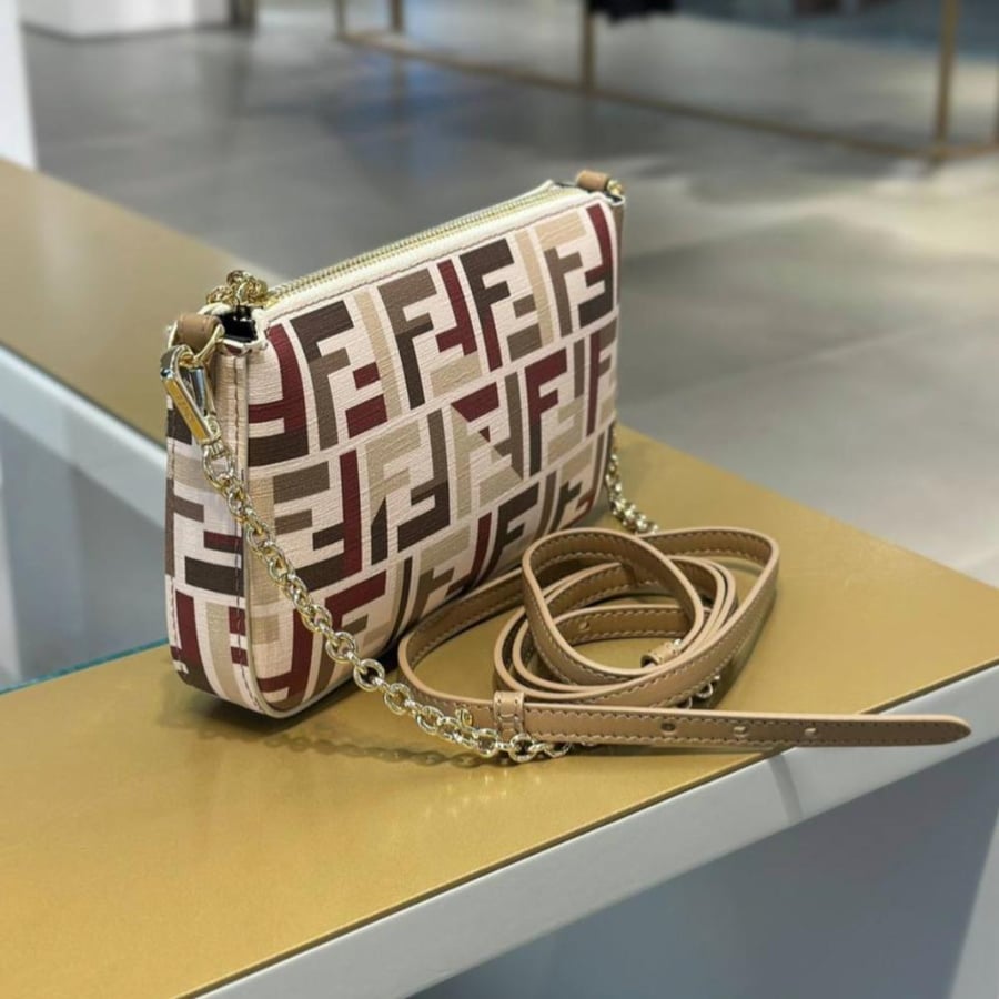 فيندي ميني باوتش | FENDI Pouch mini clutch bag