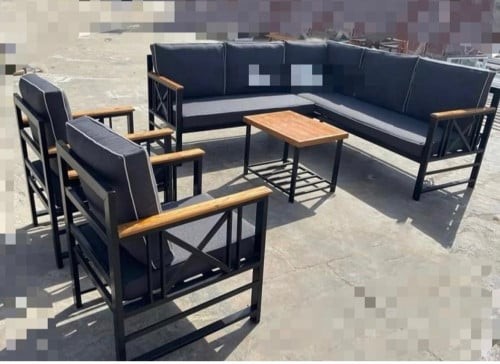 جلسة حديد اسود حرف L اربعة متر +طاولة+٢كرسي مفرد