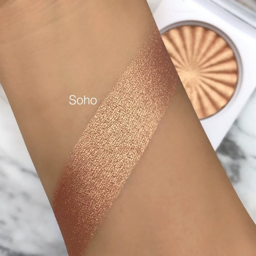 اضاءه اوفرا ofra soho