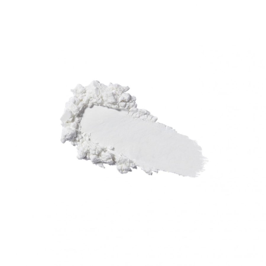 Loose powder from Anastasia Beverly Hills - transparent