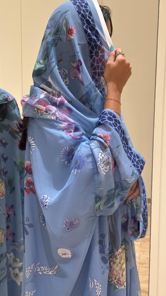 عباية بنفسجي مزّرق مشجرة