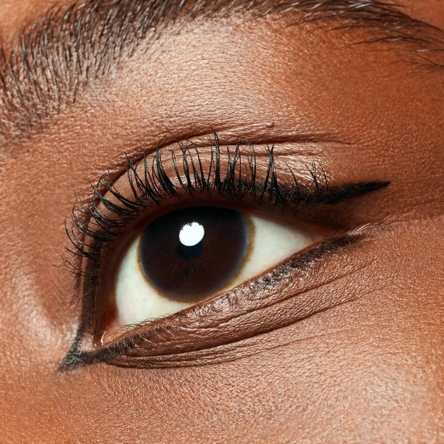 Line it like a pro! Liner-Essence