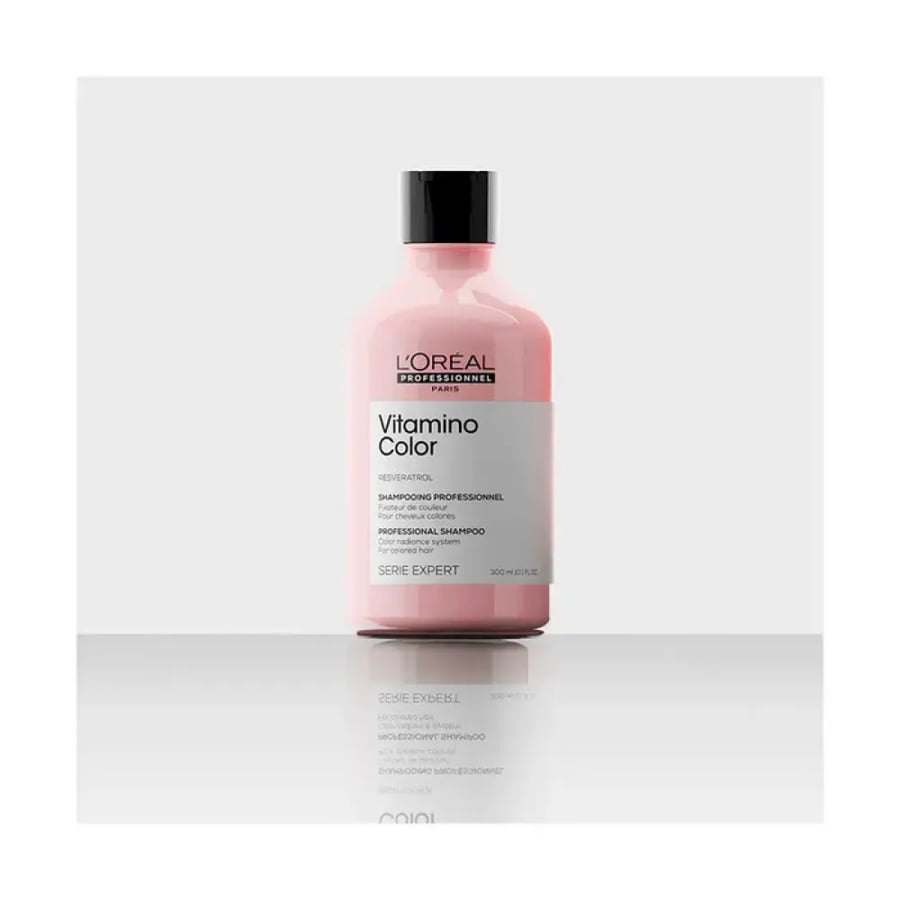 Vitamino Color Shampoo protects and maintains hair color. Enriched with resveratrol, for colored hair and all hair types from L'Oréal Professionnel | Serie Expert