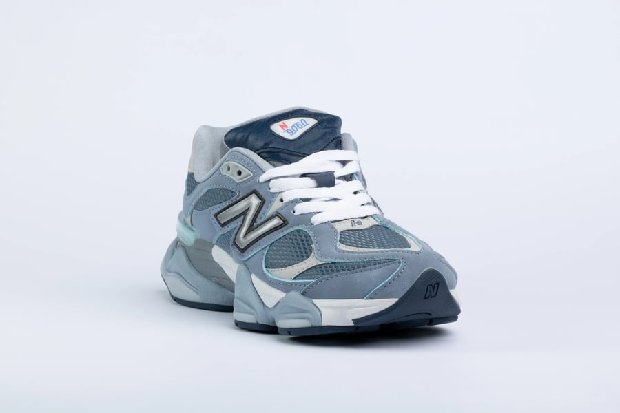 New Casual 9060 - light blue