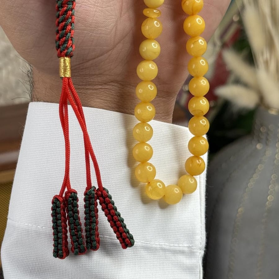 Amber prayer beads, delicate
