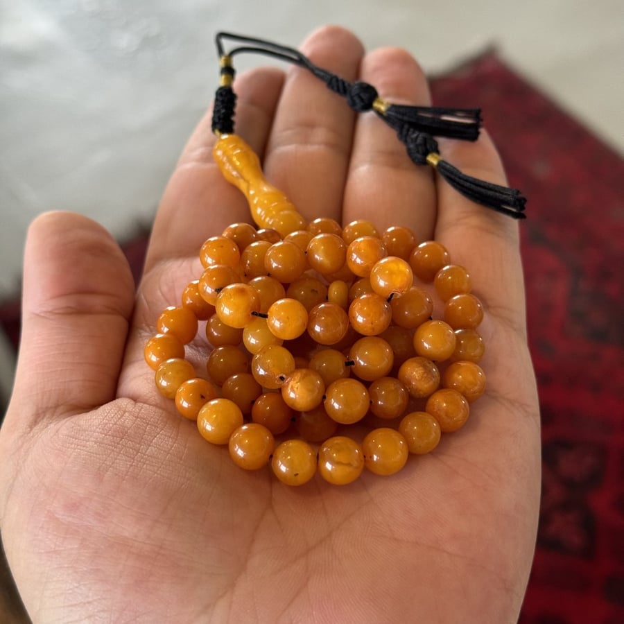 سبحة كهرمان طبيعي حر