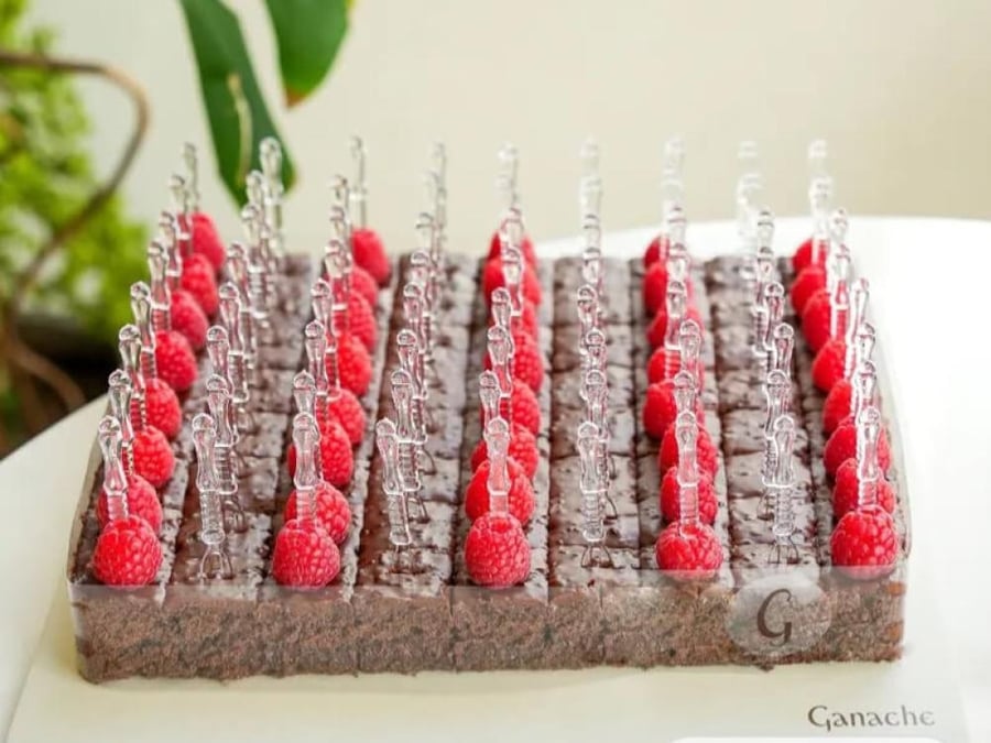 مكعبات الشوكلاتة المقرمشة جاناش / Ganache cake