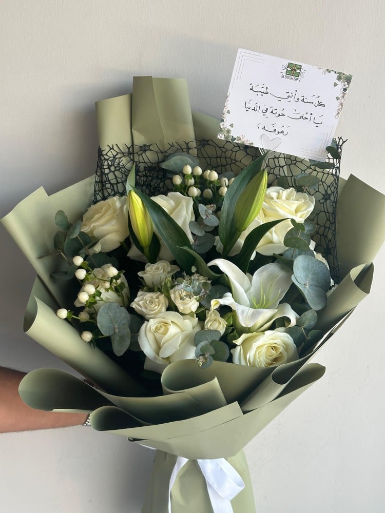 باقة ورد لون ابيض