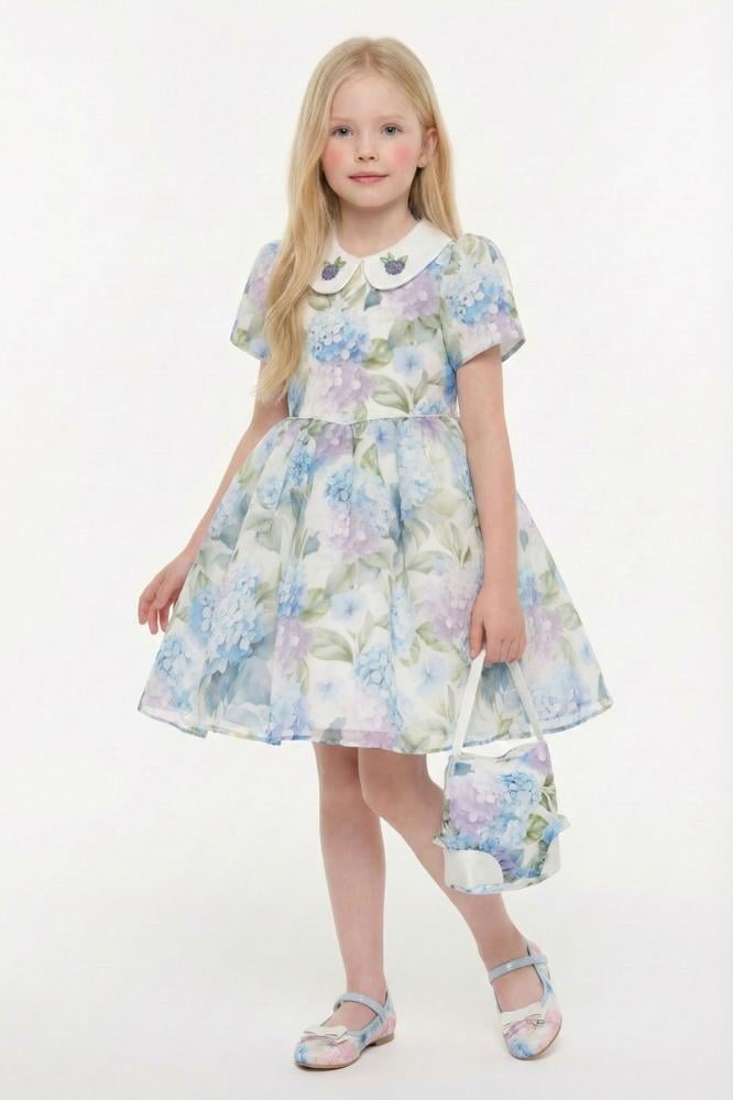 Dress of magic flowers