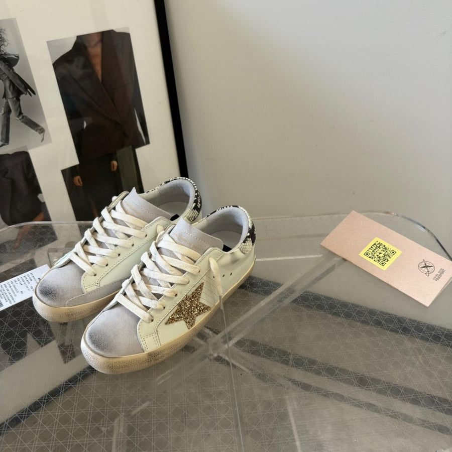 Golden Goose Gold star/