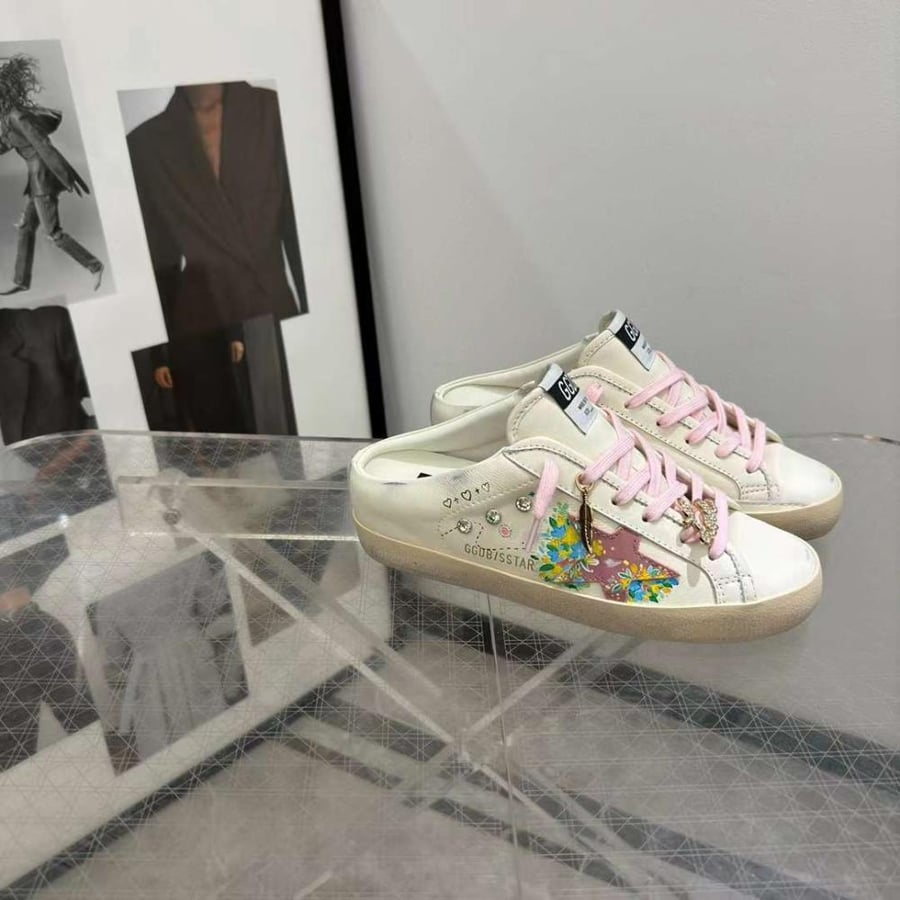 Golden Goose  /Drowning Star